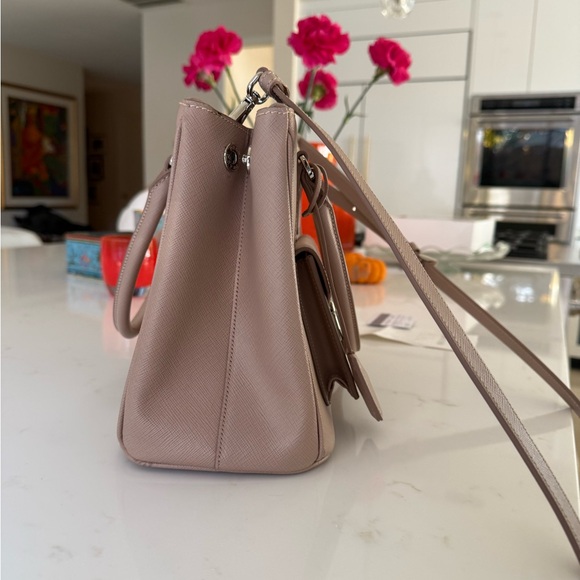 Prada Saffiano Lux Galleria Front Pocket Tote Cammeo - Picture 3 of 10